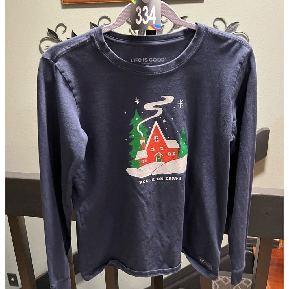 Life is Good “ Peace On Earth”  Navy Long Sleeve Shirt Size Small #334